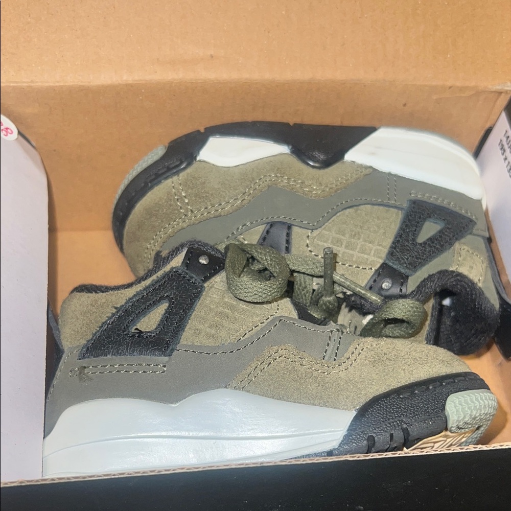 Kids Jordan 4 Olive Green Sneakers